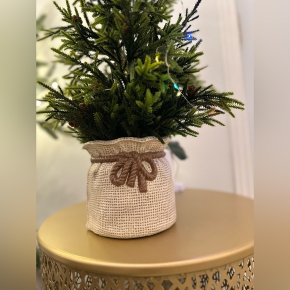 Vintage CeramicFlower  Pot - Picture 3 of 4